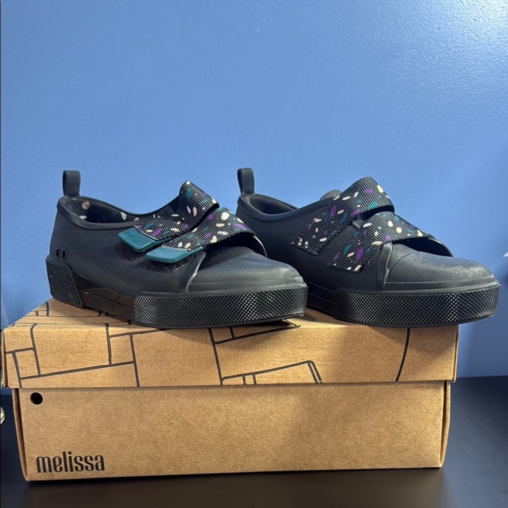 Melissa Kids' Sneakers with Black and Multicolor Straps
